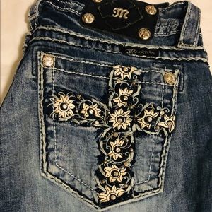 Size 27 Miss Me Skinny Jeans